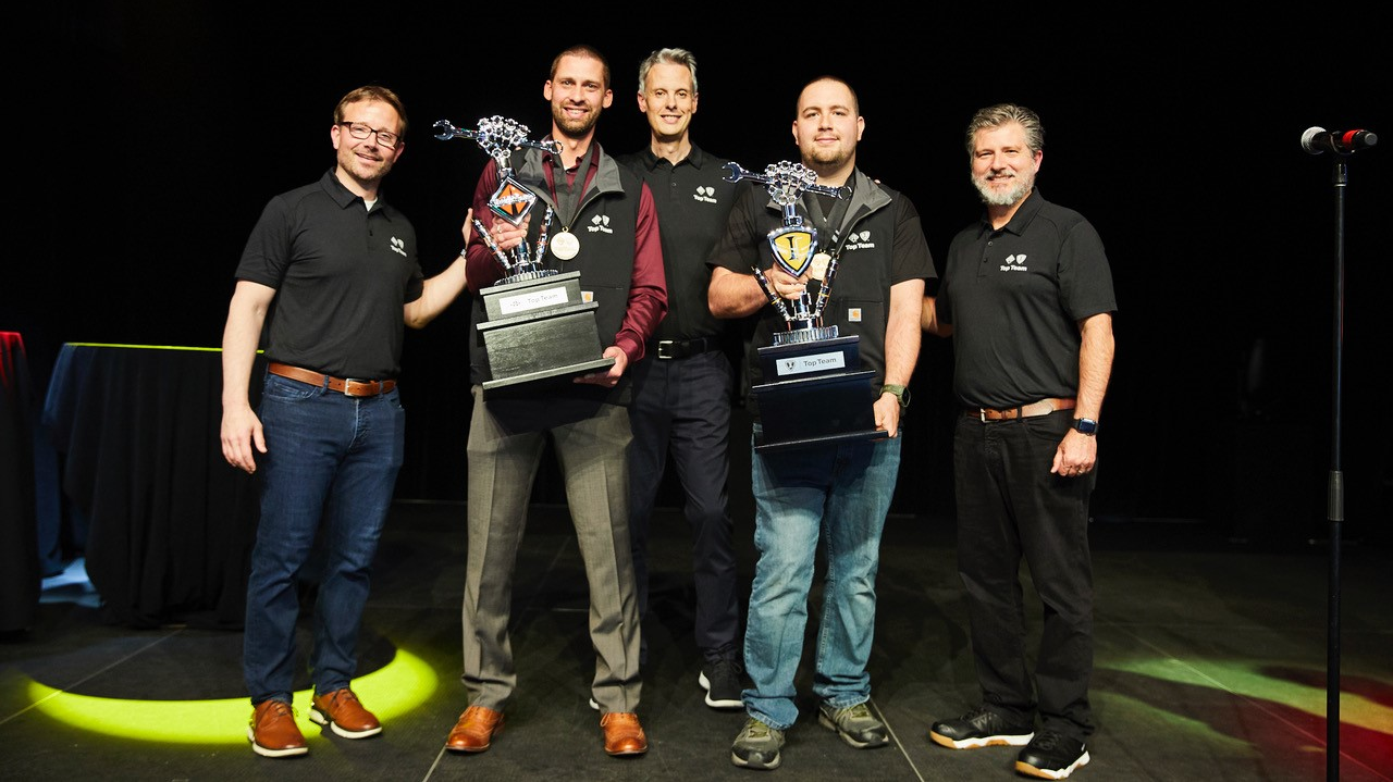 Pictured from left to right: Anthony Balkonis (VP, Service & Warranty), Nathan Reed (International Truck RWC Group), Fabio Souza (EVP, Service Solutions), Anthony DeCicco (IC Bus Wolfington Body Company), Carlos Junquera ( Dir, Supply Chain & Service).