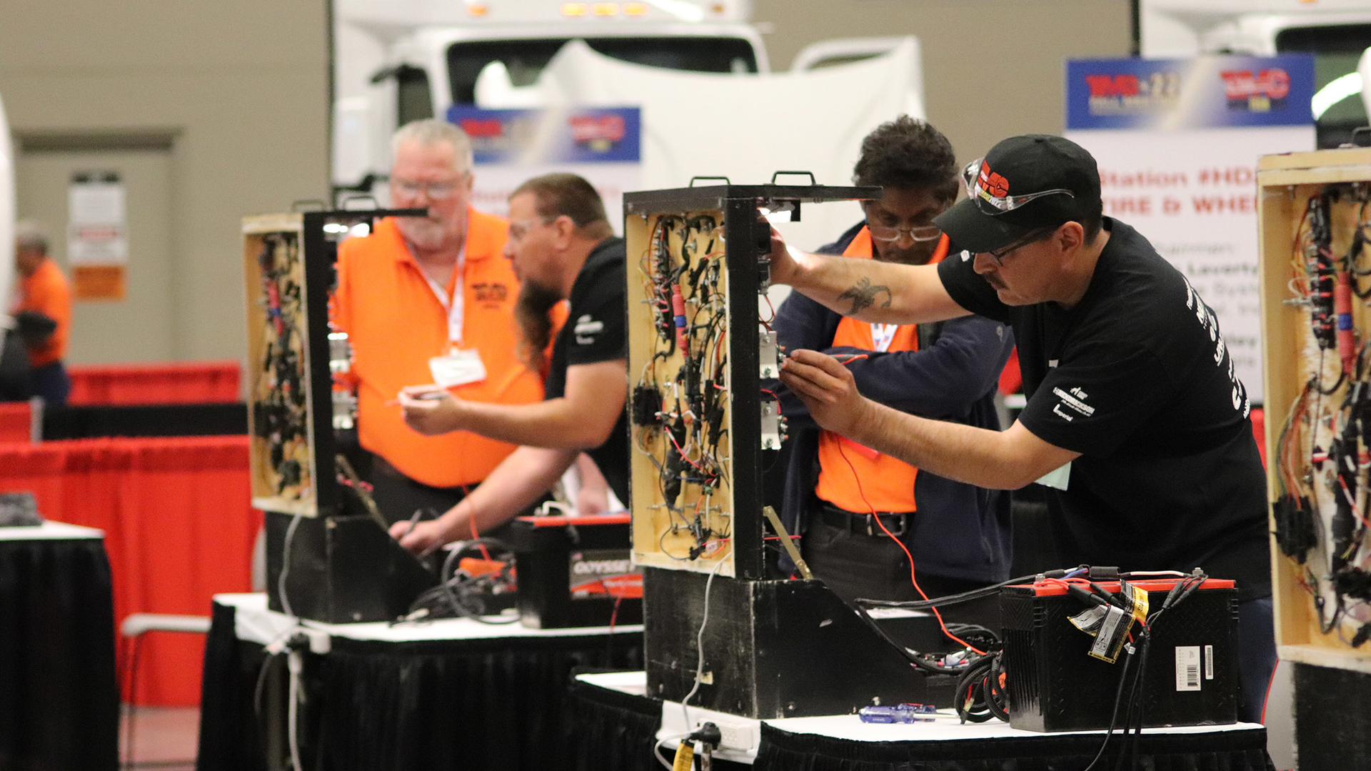 Liftgate station at TMC SuperTech 2022