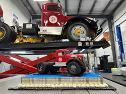 Participants enjoyed light refreshments and were surprised by a 3-dimensional cake of the Brockway 260XW truck housed at ALI’s LiftLab. The custom cake was created by Traci Storey of Tiers of Joy. Participants enjoyed light refreshments and were surprised by a 3-dimensional cake of the Brockway 260XW truck housed at ALI’s LiftLab. The custom cake was created by Traci Storey of Tiers of Joy.