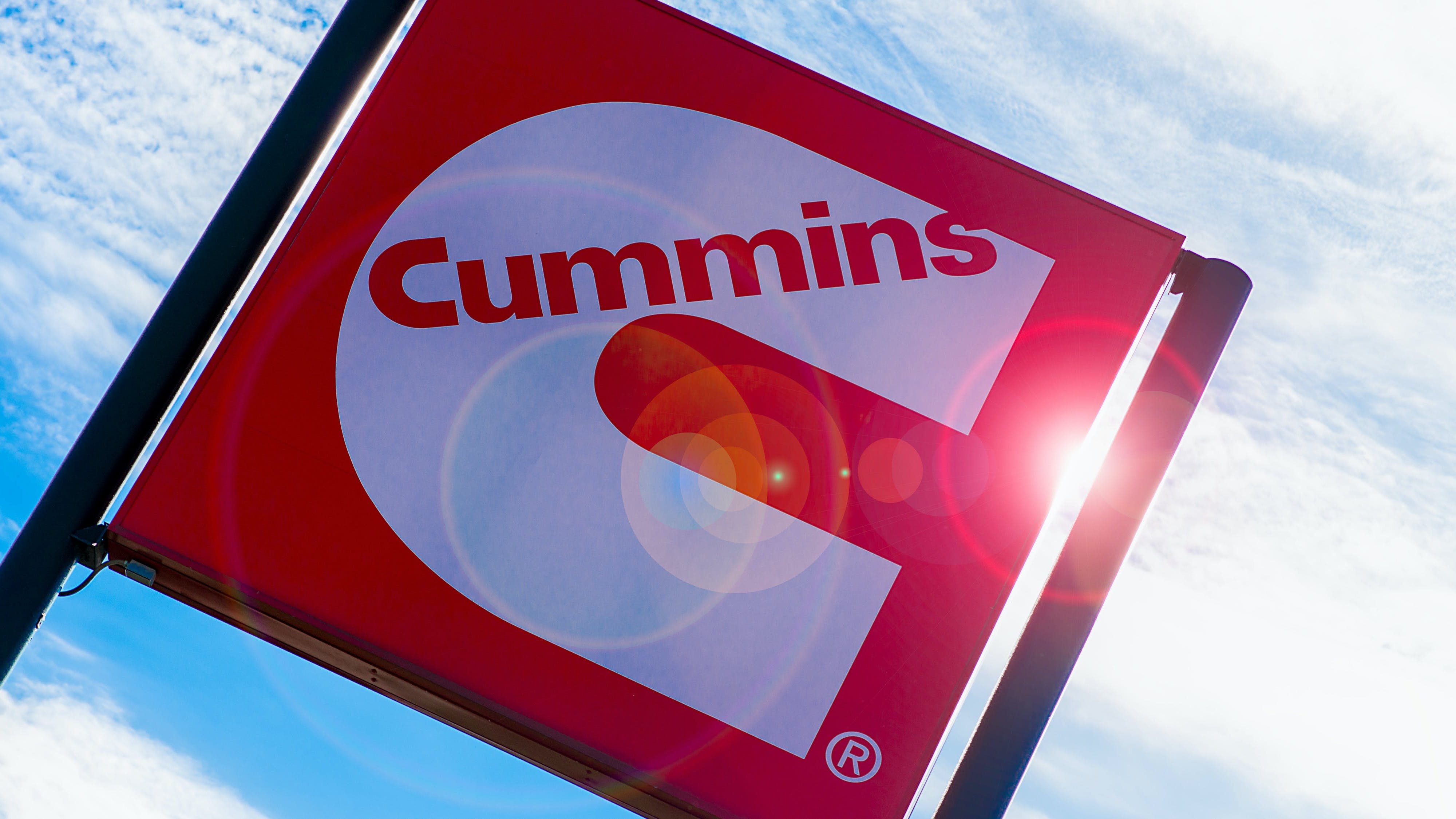 659445311d2ebe001e0e42eb 658ac0cde9ddfd001eada113cumminssign2