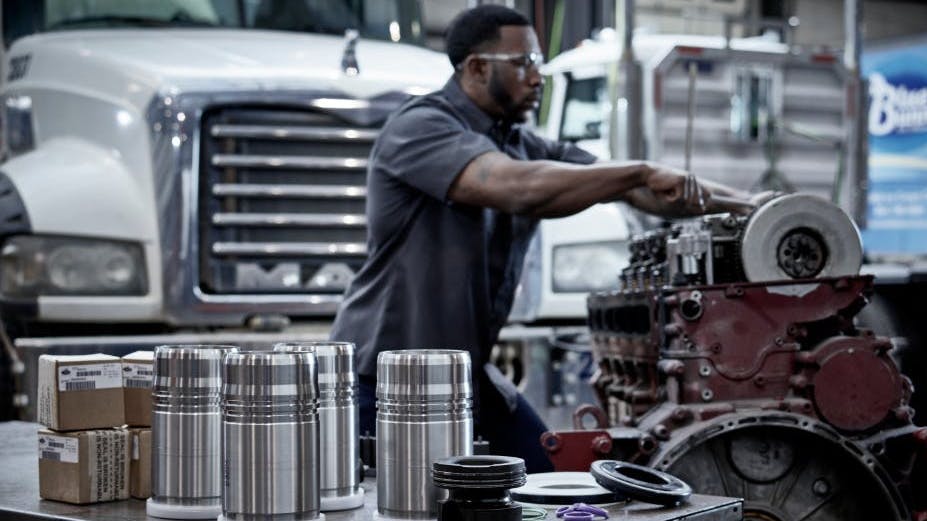 Engine overhauls require specialized parts like connecting rods and cylinder kits.