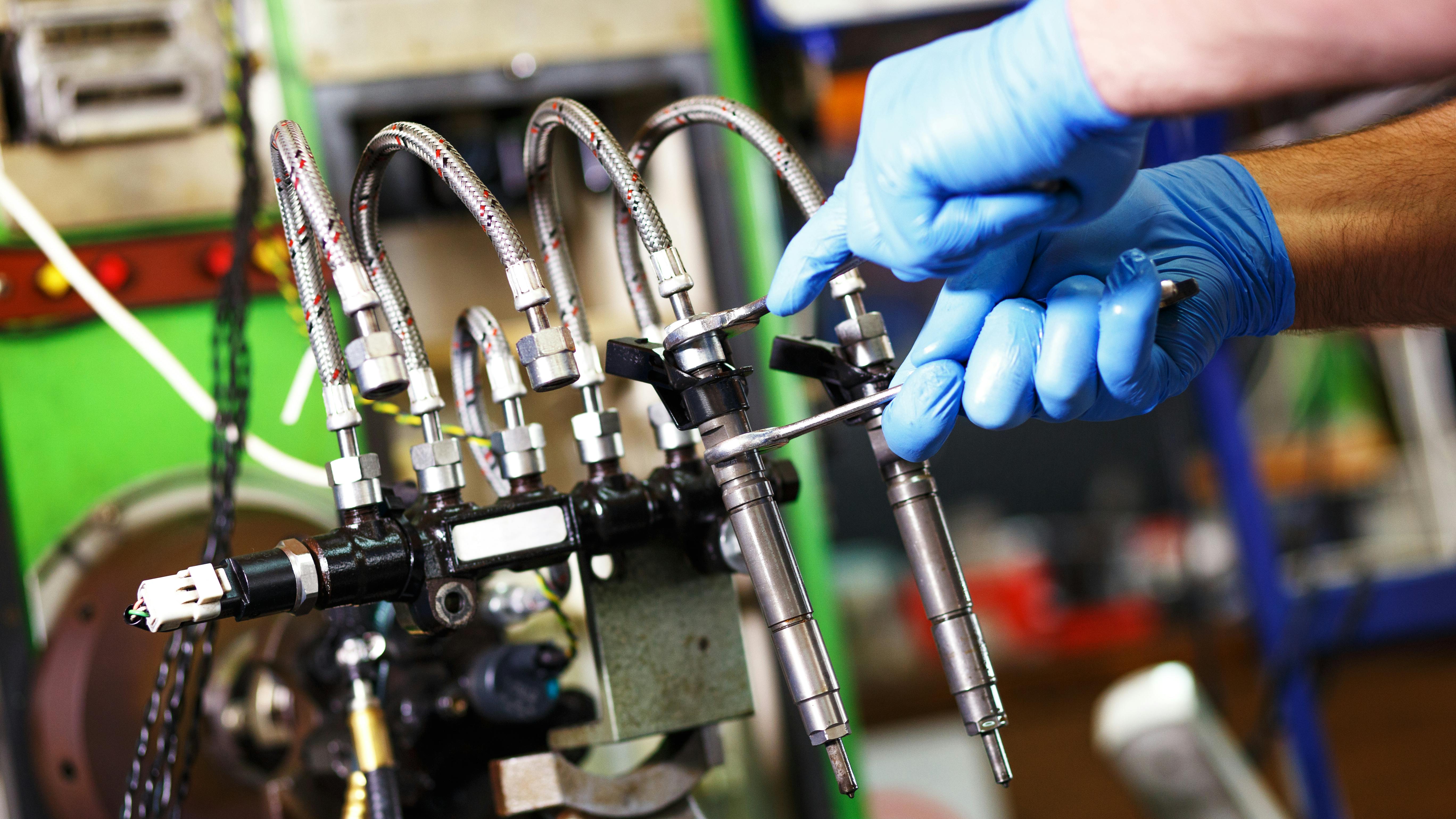 Injectors can usually maintain themselves, but any issues decrease a truck&rsquo;s fuel efficiency.