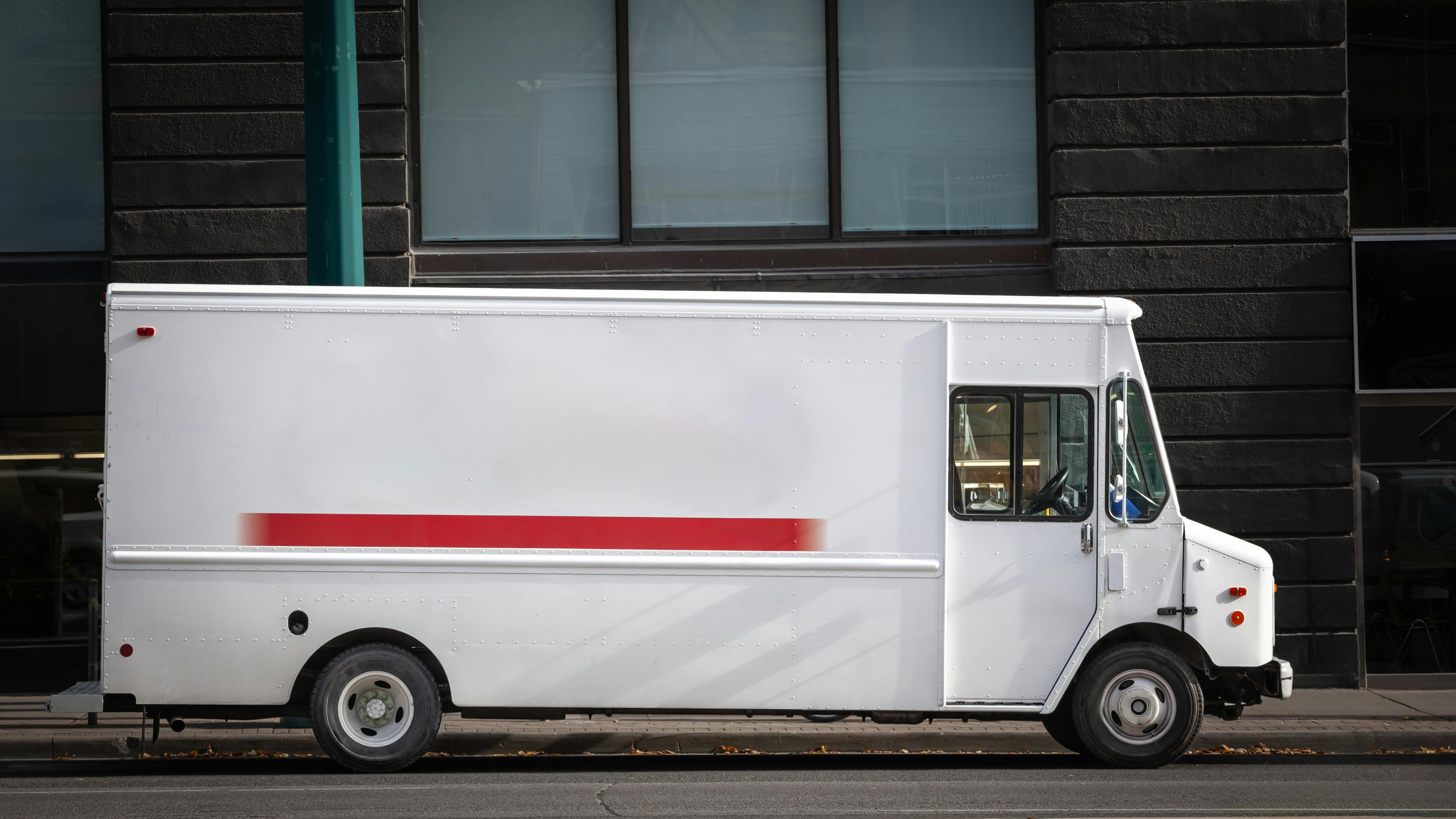 dreamstime_xxl_329957775