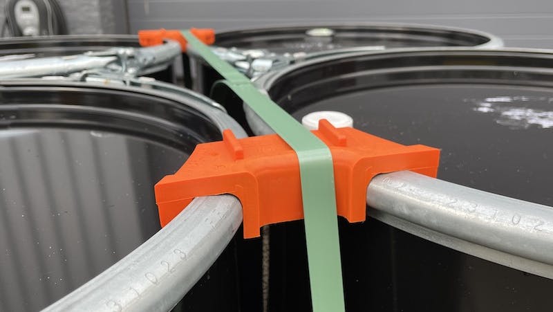 drumclip_dc23c_orange_strapped_signode1