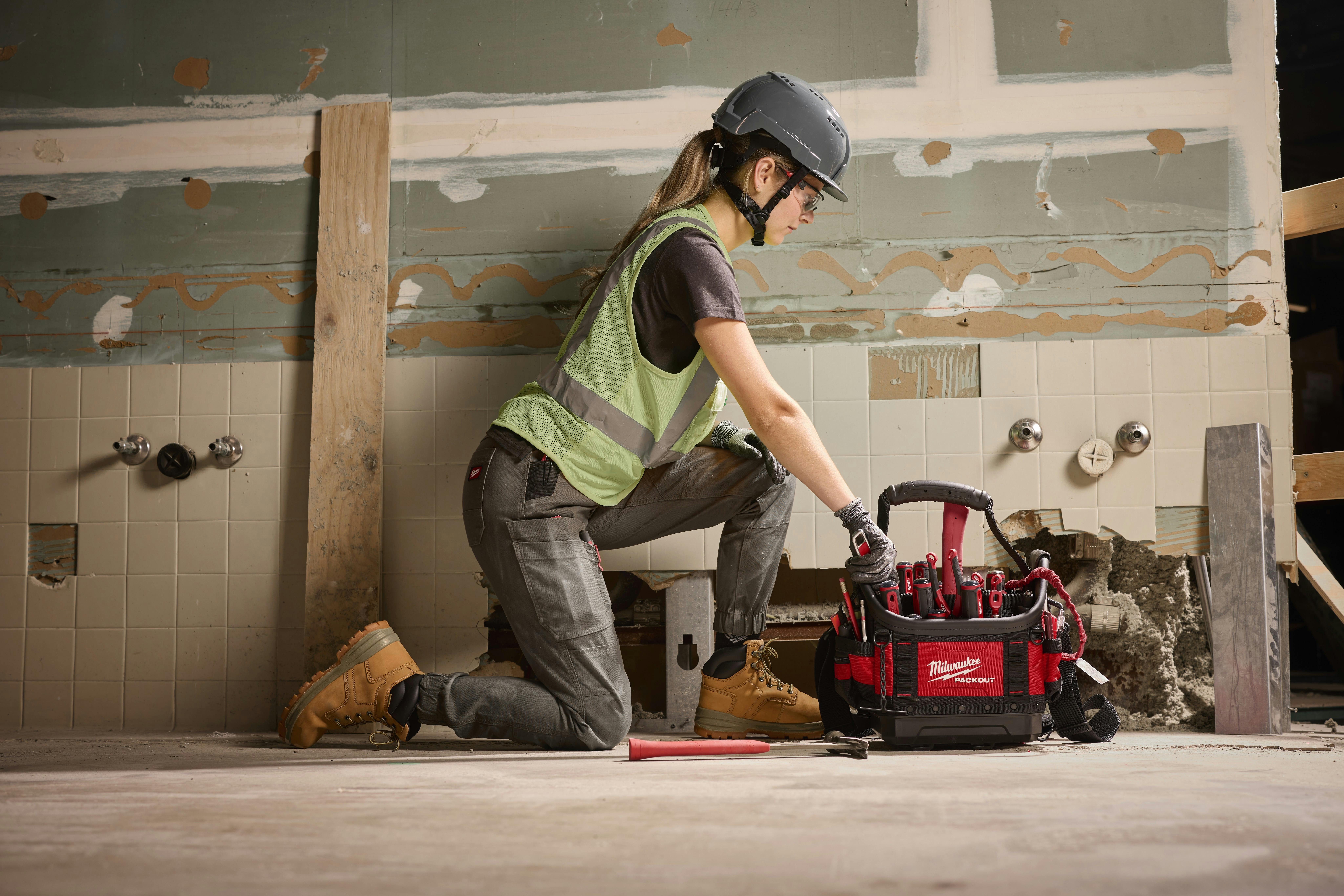 milwaukee_tool_womens_workwear