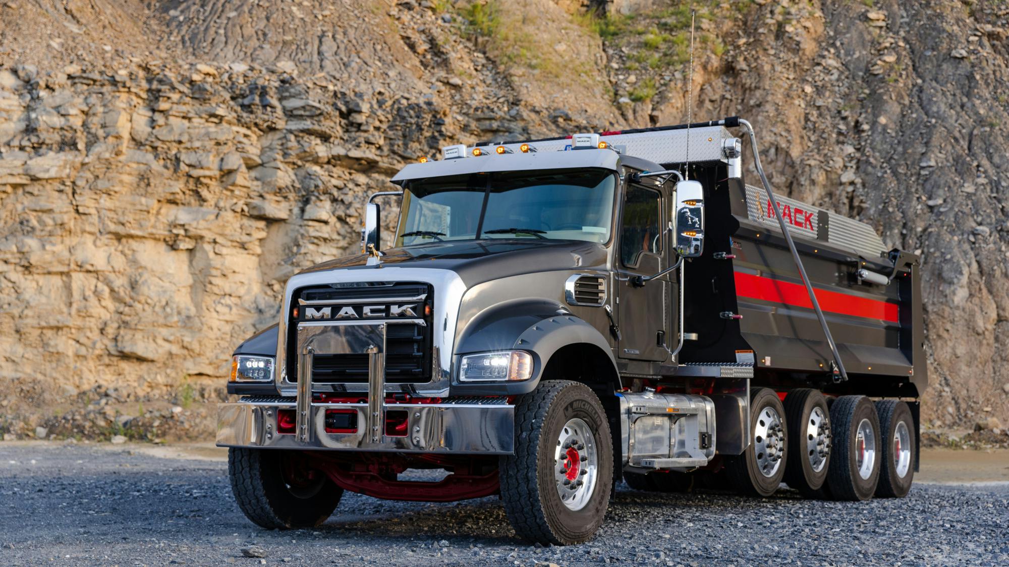 Mack Trucks expands Allison Transmission monitoring to GUardDog Connect