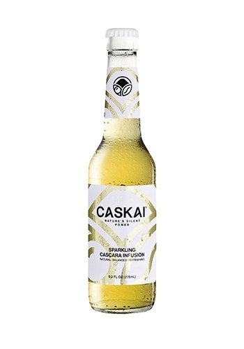 Caskai-plain-background