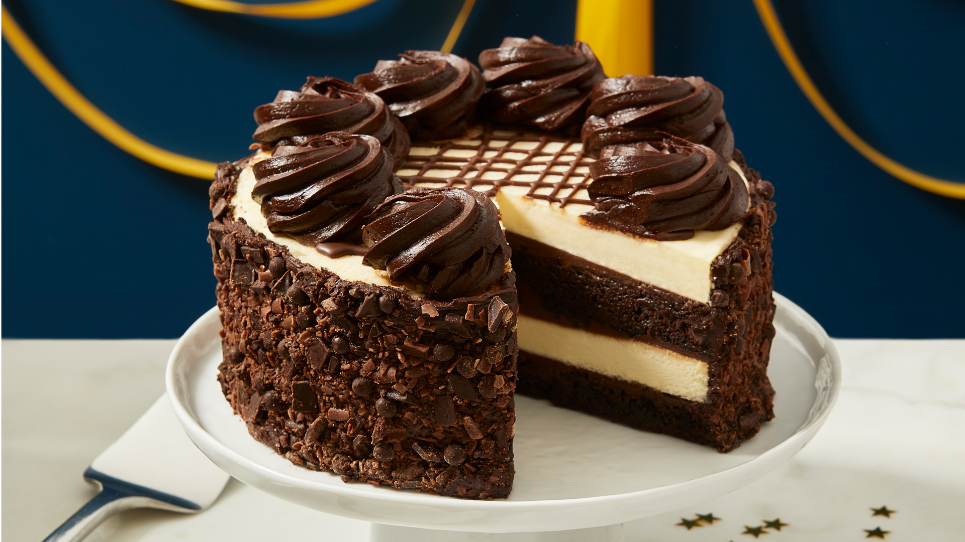 the cheesecake factory 30th anniv cake