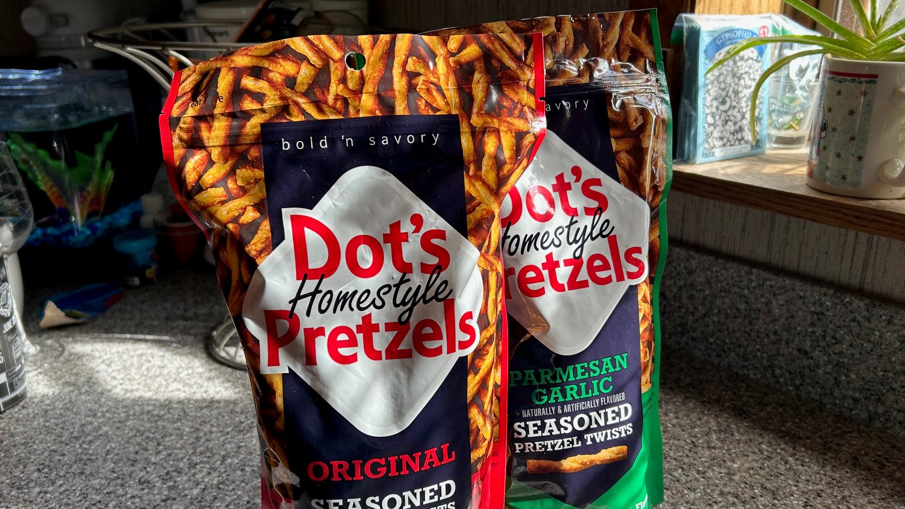 dots_pretzels_hershey