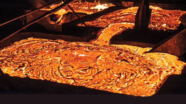 Applying an electric field in the modification stage makes it possible to decrease metal consumption during casting and to improve economic indicators in the production of modified FeC alloys