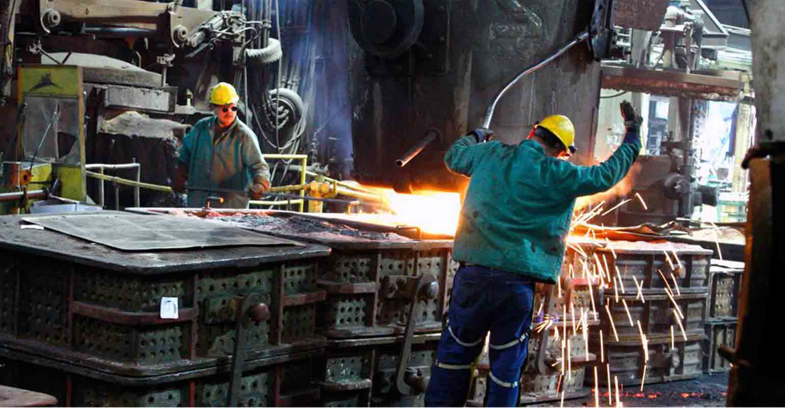 Sivyer Steel mold pouring