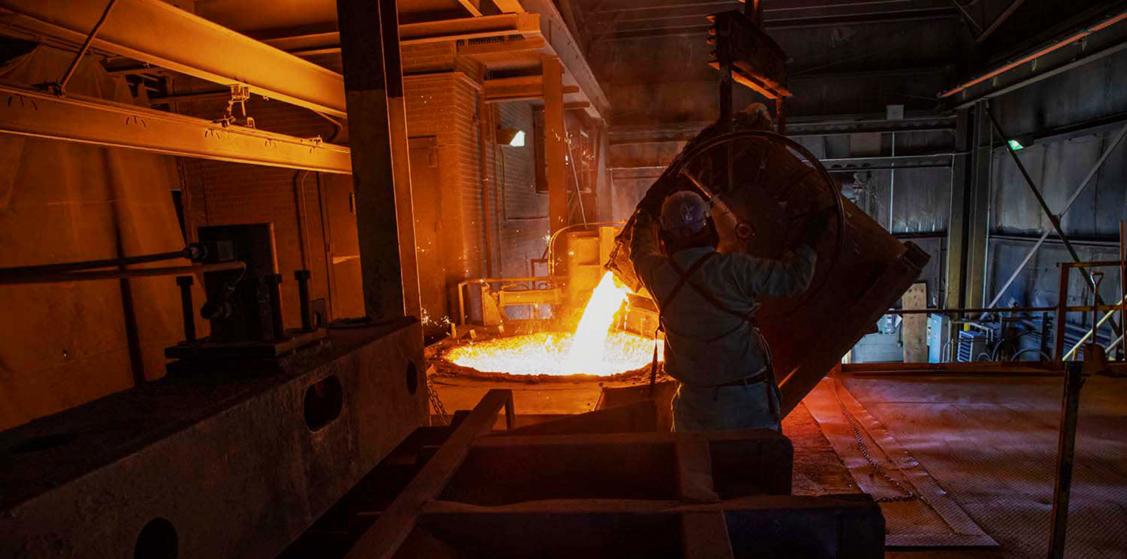 Elyria Foundry Pouring 800 603d9eddbf04c