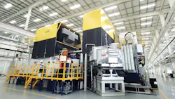 The first SmartPlatform TF high-pressure diecasting installation, supplied with molten aluminum by a Westomat dosing furnace. The first SmartPlatform TF high-pressure diecasting installation, supplied with molten aluminum by a Westomat dosing furnace.