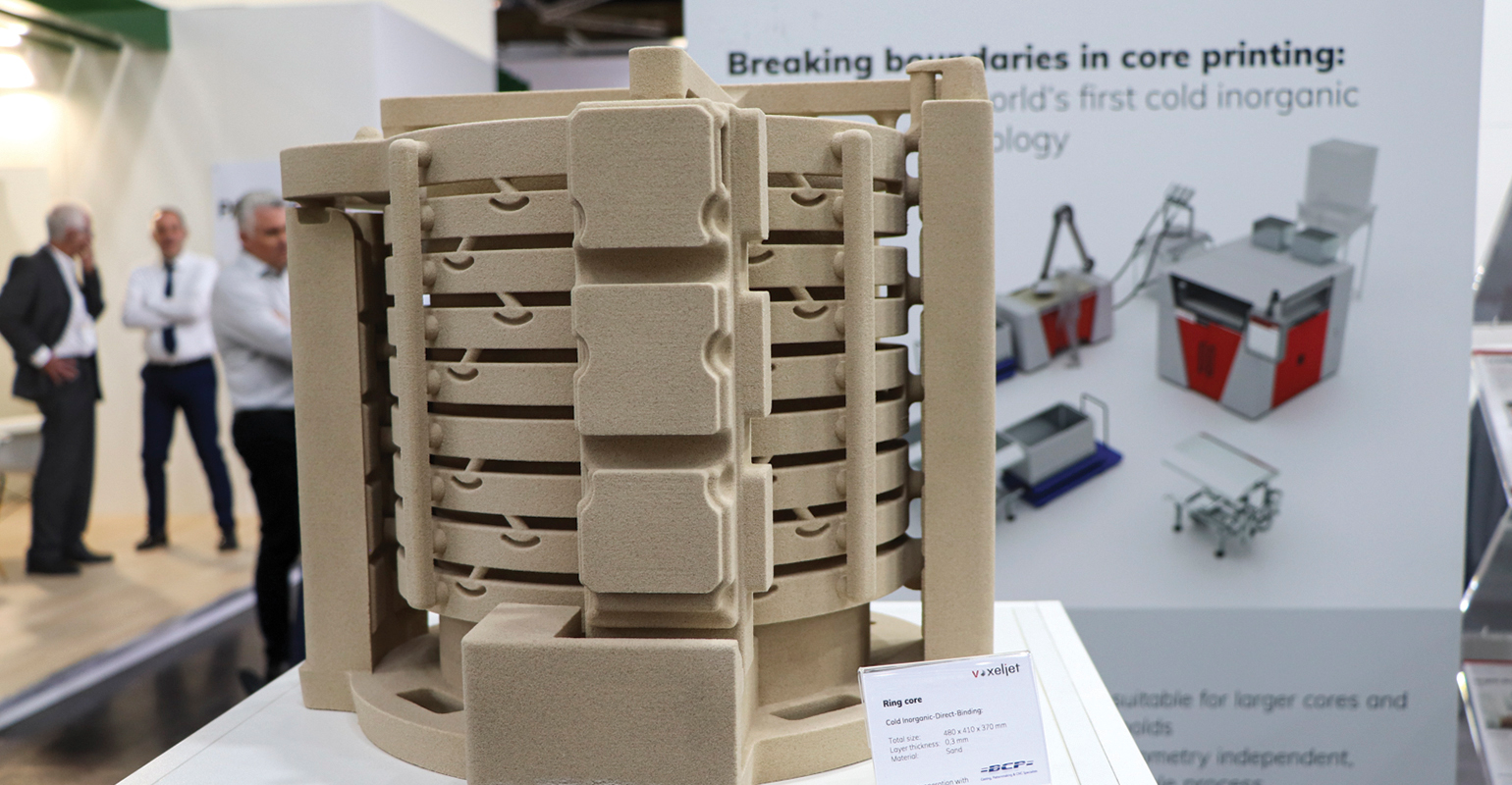 The high-complexity sand core for a water-jacket casting, 3D-printed by voxeljet using its cold-curing inorganic binder (cold IOB) technology.