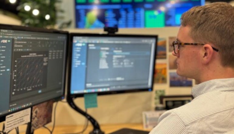 A QuesTek materials design engineer uses ICMD&circledR; software.