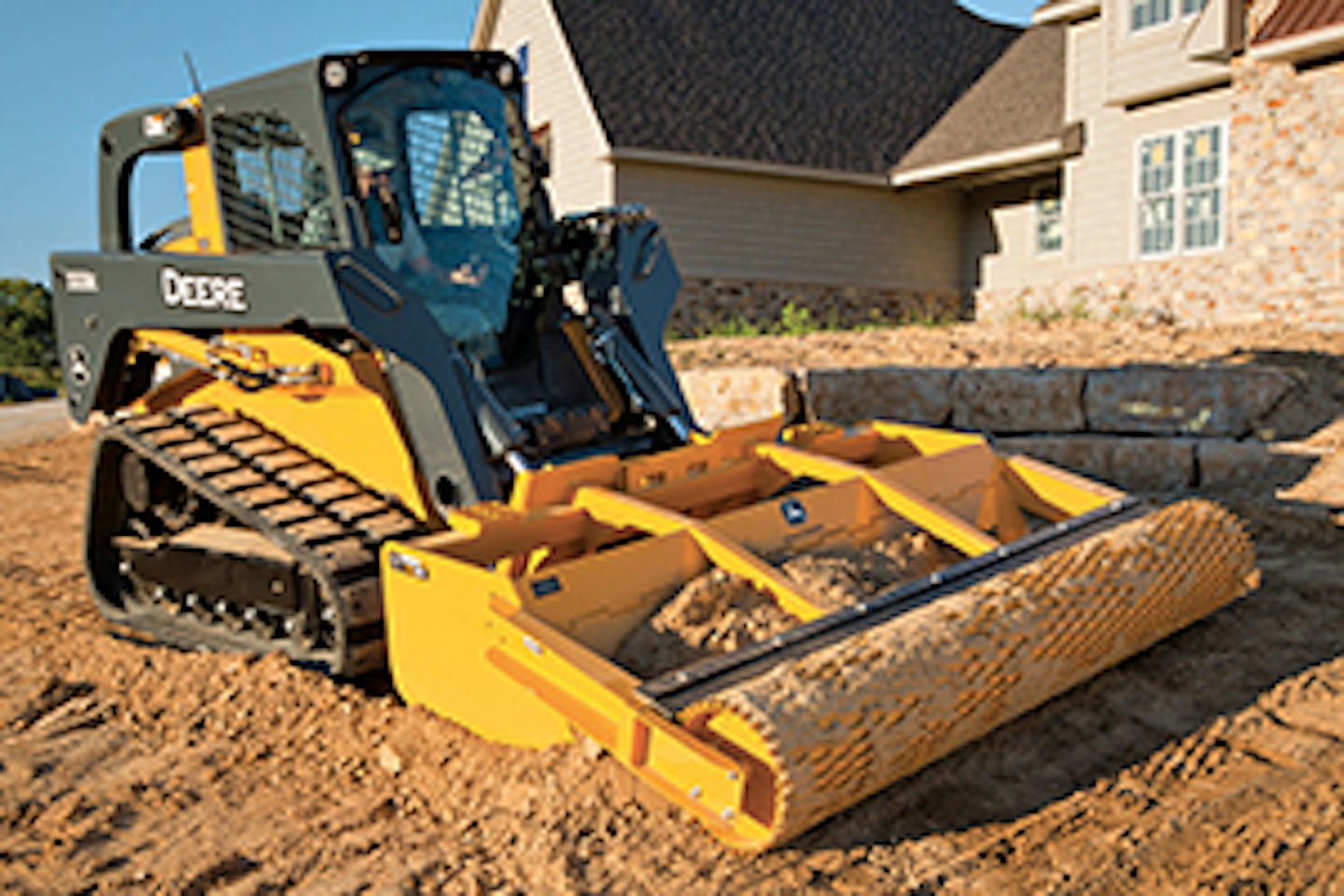 A Fresh Look at the Wheels vs. Tracks Debate in SkidSteer vs. CTLs