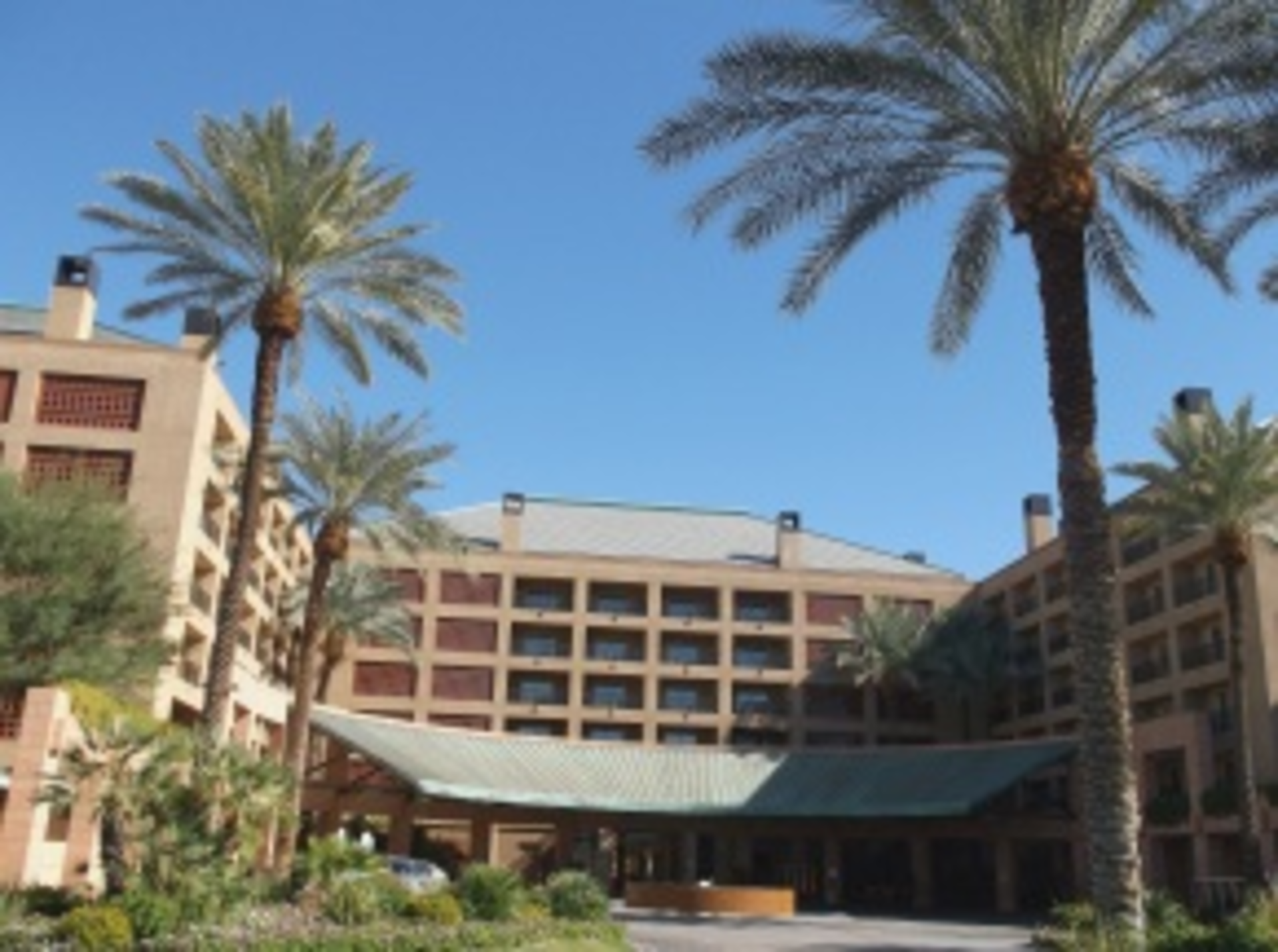 Chimehotelfront1web