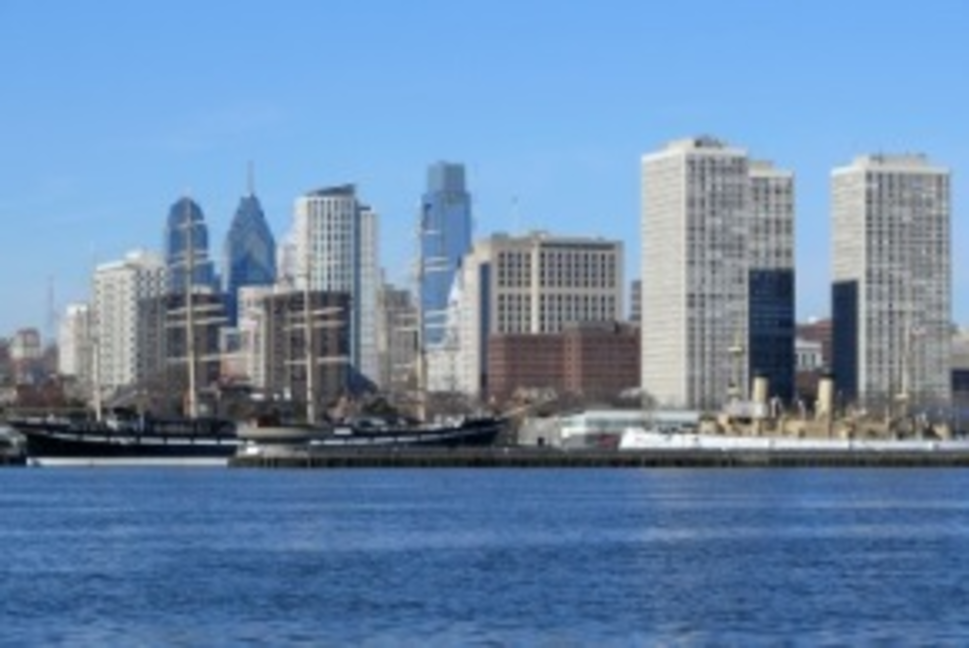Philadelphia 7044199 Smaller