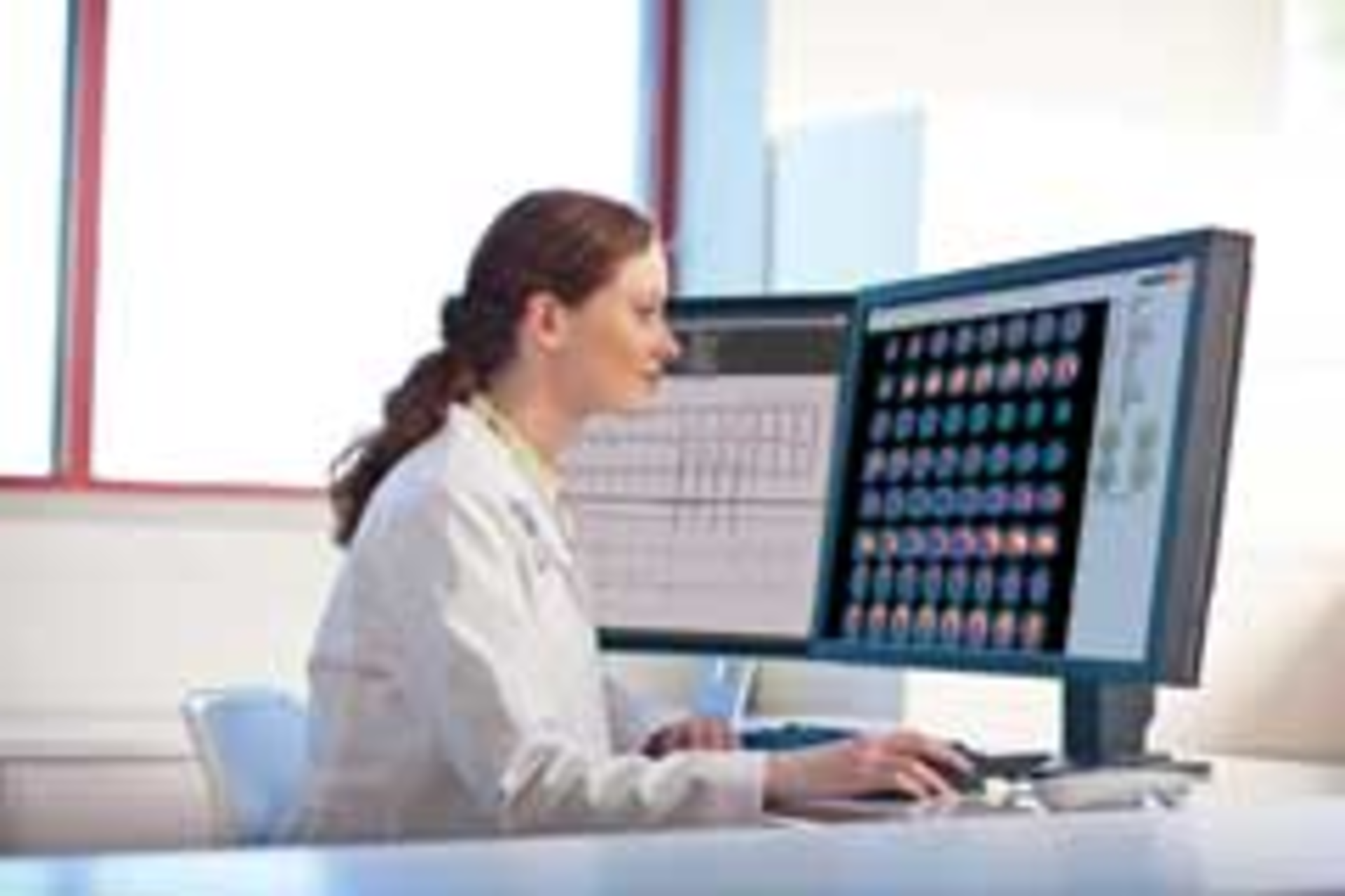 H12 New Products Carestream Vue Cardio Pacs