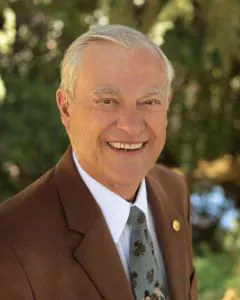 Cms Mike 222 300dpi 240x300 Cms Mike 222 300dpi 240x300