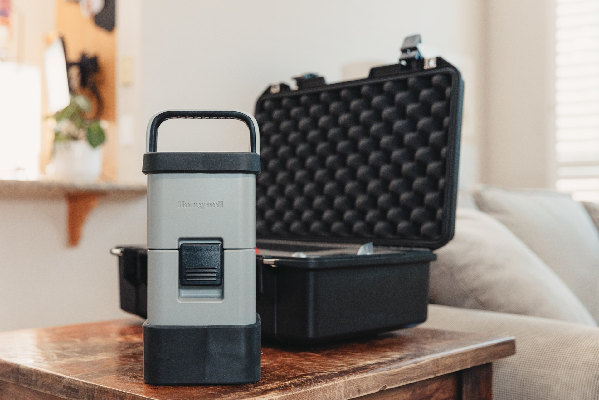 Air Detective allows HVAC service providers and testing professionals to evaluate IAQ for spores and allergens.