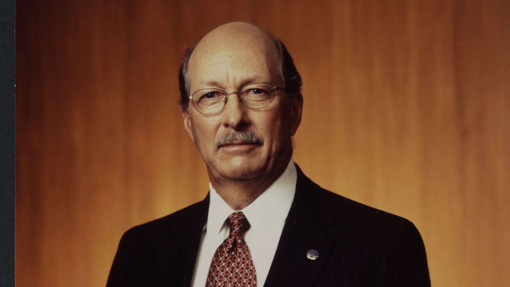 6631482f96715500088e2af2 Donald Mullett