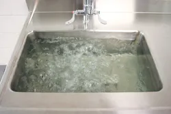 TBJ’s new Hydro-Force rinse system TBJ’s new Hydro-Force rinse system