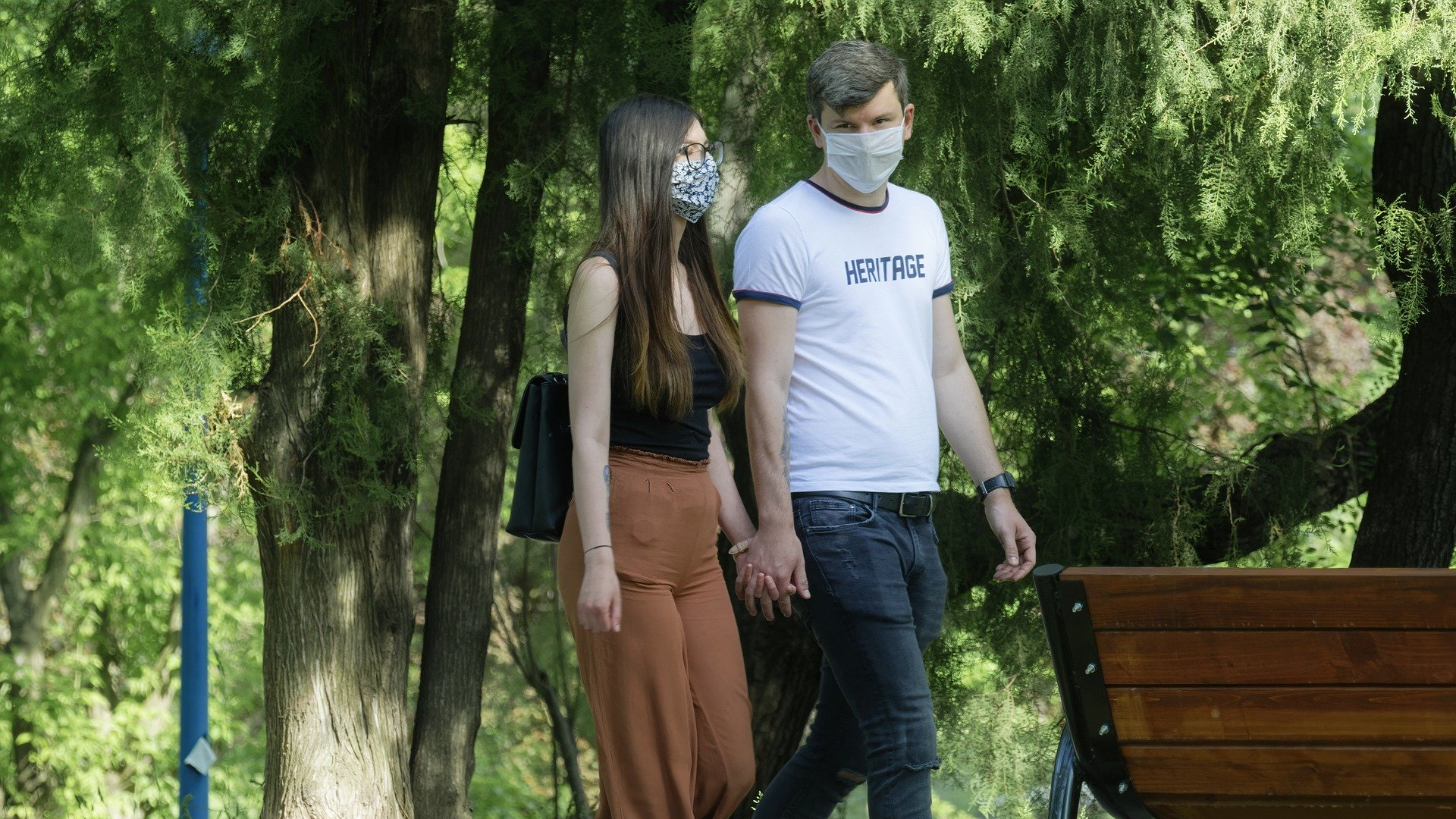 Officials Estimate The Need For Covid 19 Contact Tracing Pic 5 14 20du Couple 5155010 1920 Pixabay 5ebd54094a75a