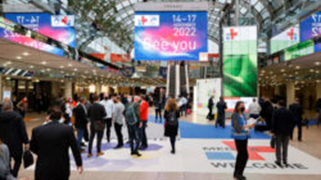 Dusseldorf 63725609e2463