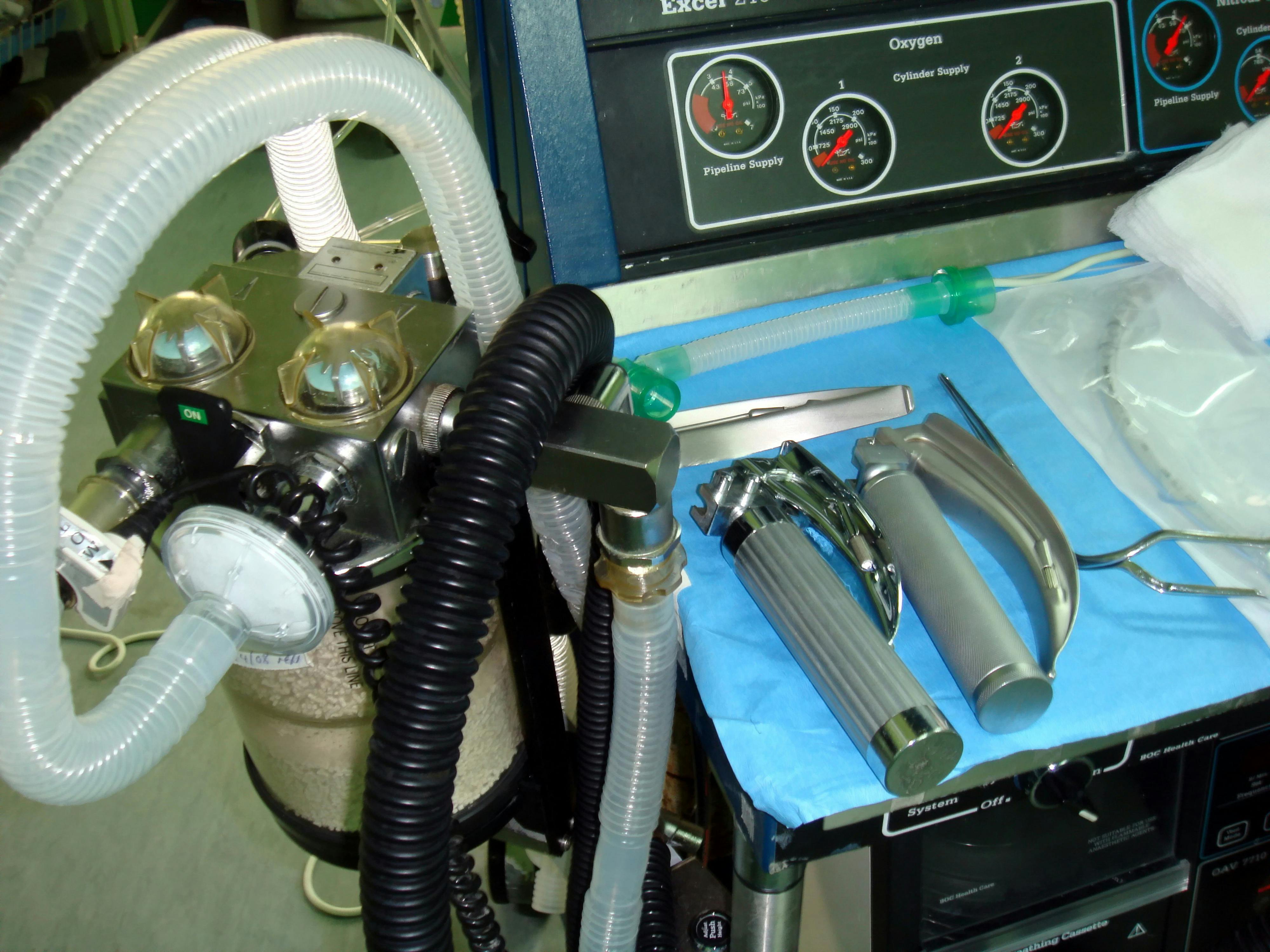 68768dd7c1a630acf38d7894 Intubation