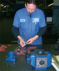 Hydraulicspneumatics Com Sites Hydraulicspneumatics com Files Uploads Custom Inline Archive Www hydraulicspneumatics com Content Site200 Articles 04 01 2009 84097 Vickers Hyd 00000056325