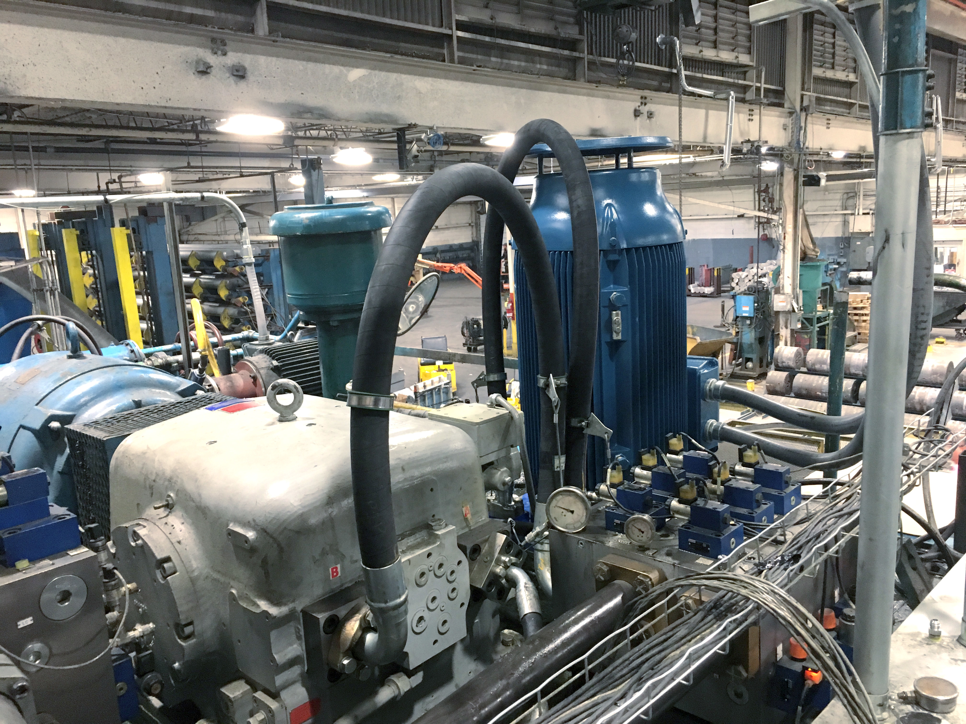 Upgrading key hydraulic components on an extrusion press can help to extend the lifespan of the machine.