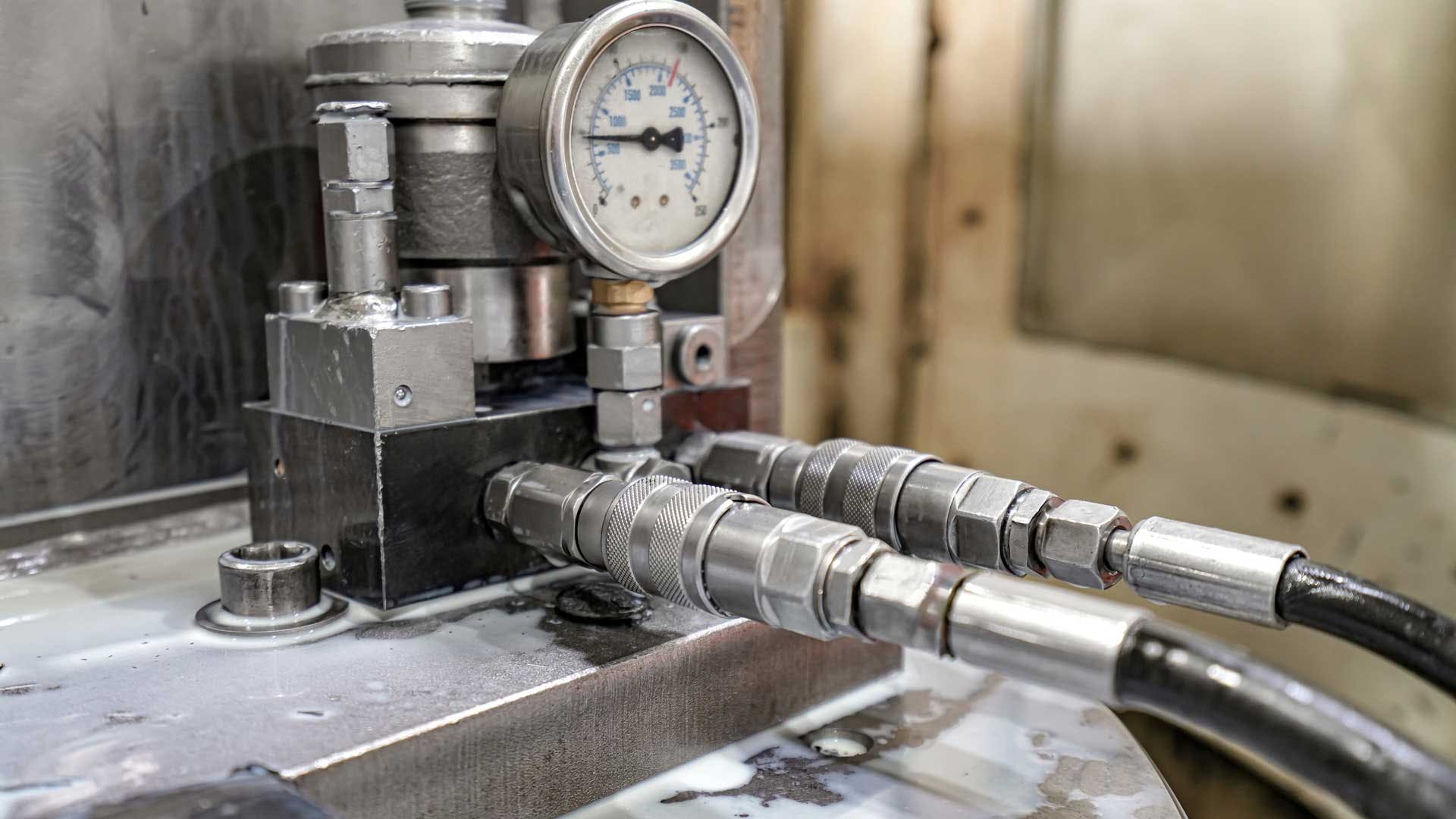 hydraulic hoses with pressure sensor