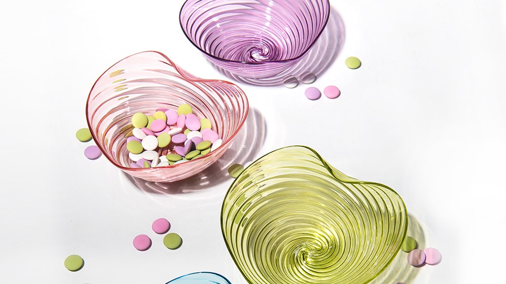 1652337380429 Tracygloverheartbowls Thumb