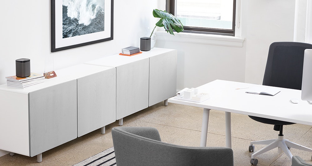 1652339124952 I0418 W Poppin Lg