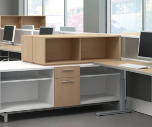 I_0612_Web_S_Desk_8