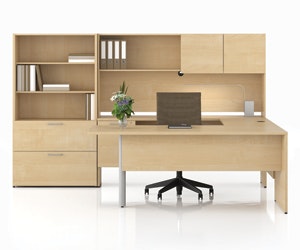 I_0611_Web_S_Desk_1