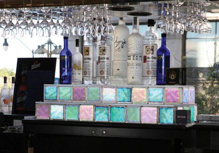 1652357037790 A 0408 Miragemontage2