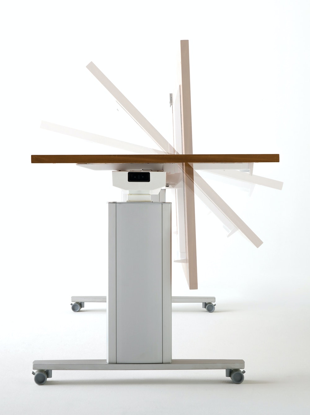 IS_0618_Nienkamper_Veso-FlipTop