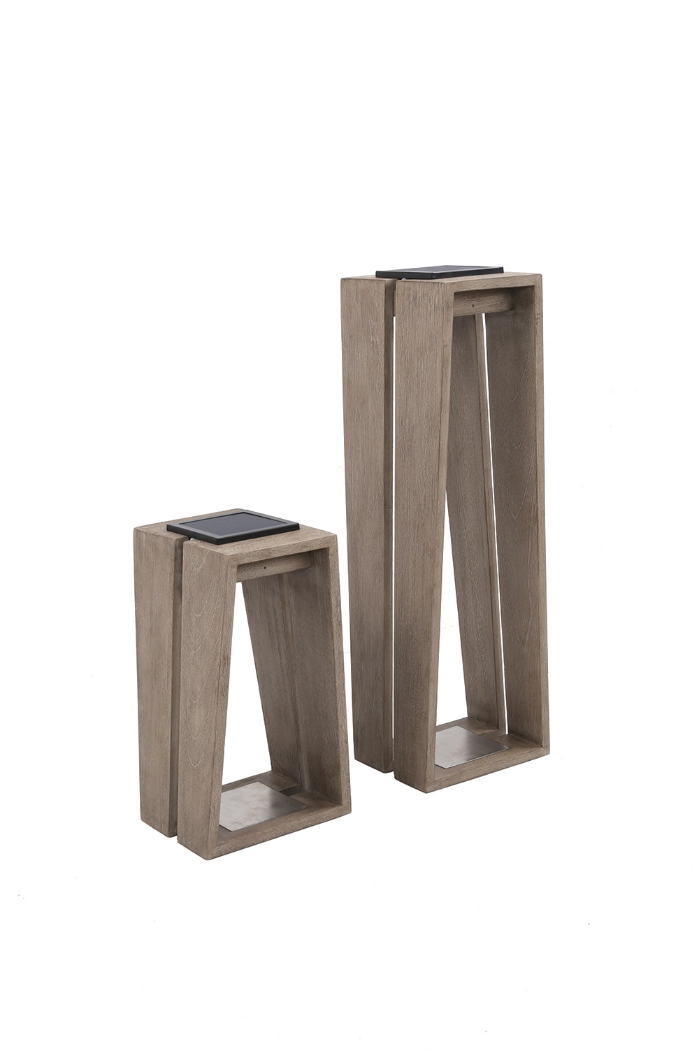 IS_1018_S_LesJardins_Solar_lighting_SKAAL