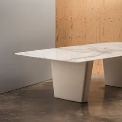 1652366365419 Statusconferencetableandreuworldweb 1652366365419 Statusconferencetableandreuworldweb