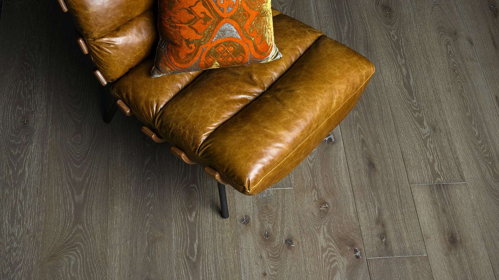 Textures Nashville and Jeffrey Dungan Architects J.D.A.C.'s big sky pebble flooring.