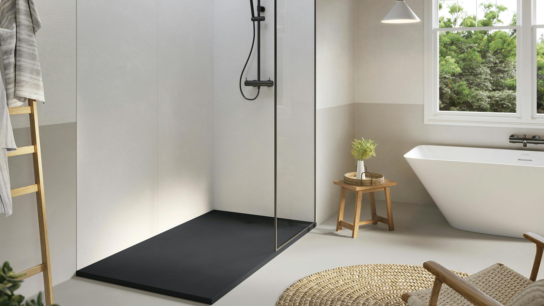 The Delgada shower base in black.