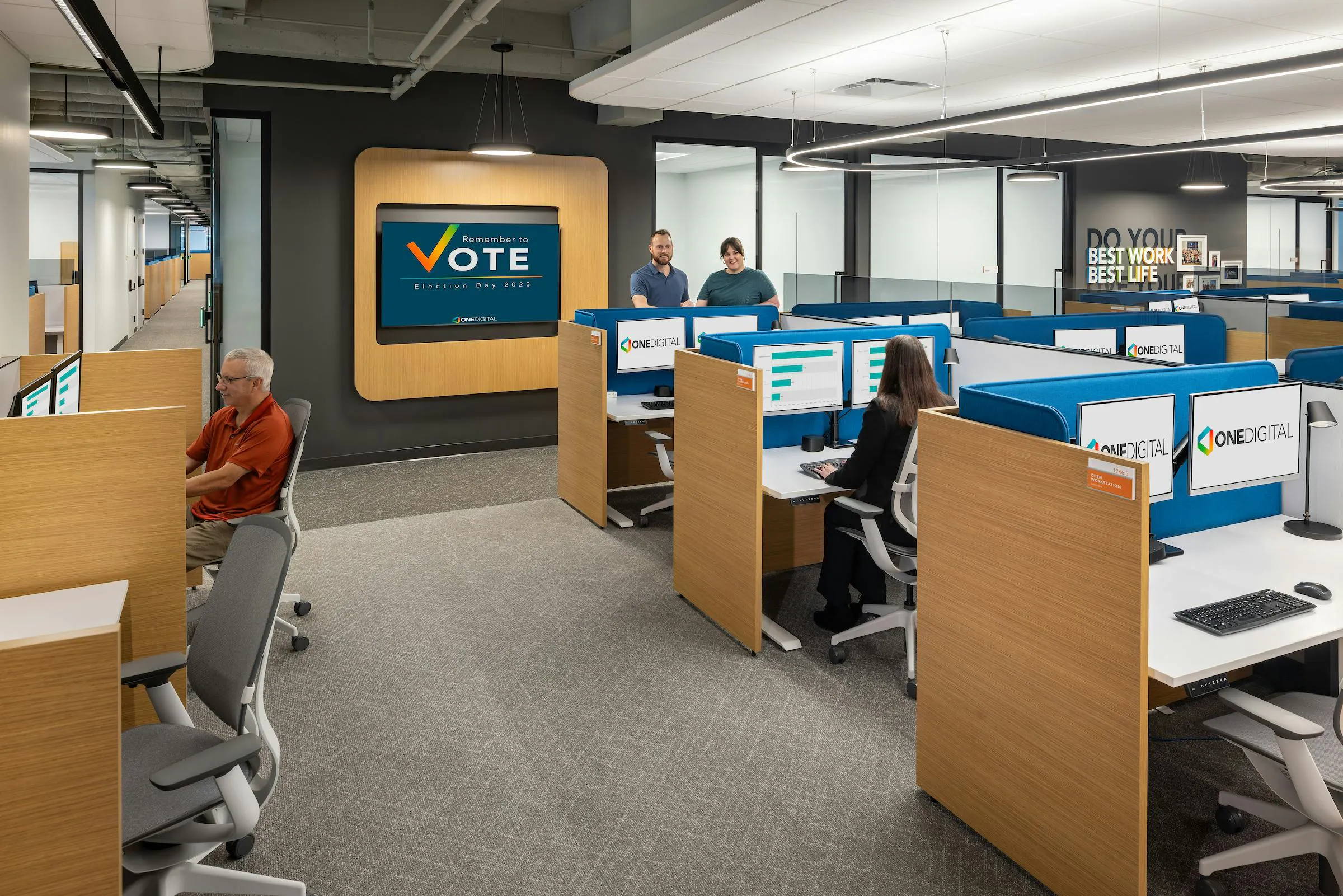 onedigital_11_open_office_with_people onedigital_11_open_office_with_people