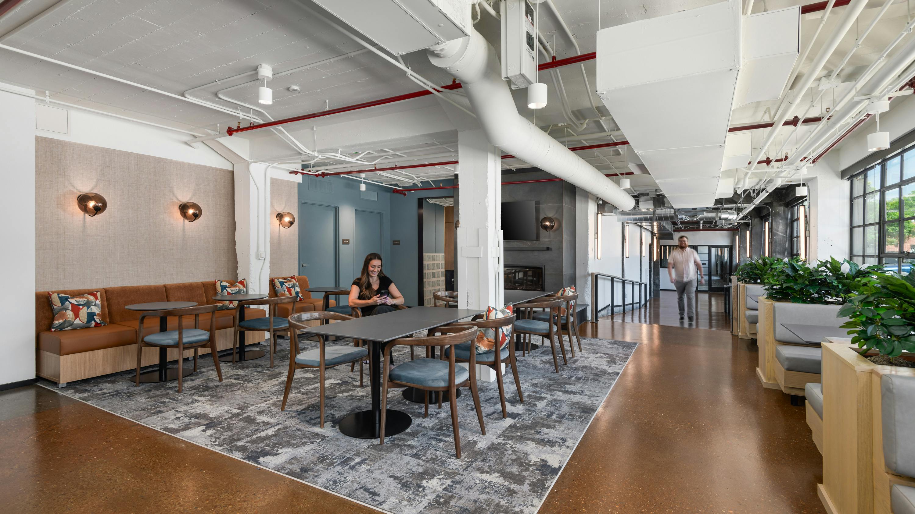 20220392_02_n23_screen