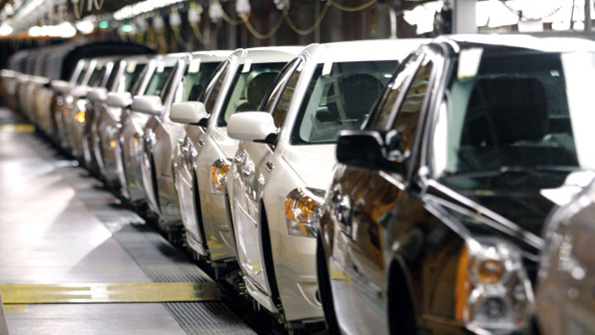 GM vehicles roll along the assembly line at the DetroitHamtramck facility