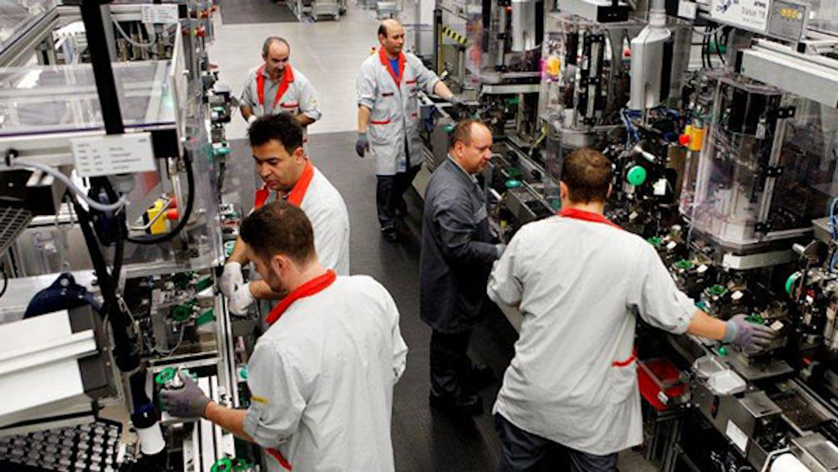 At Bosch High Tech Manufacturing Depends On People Industryweek