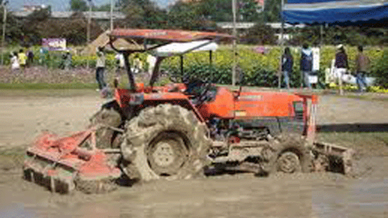 Strong US Tractor Demand Drives Expansion of Japanese