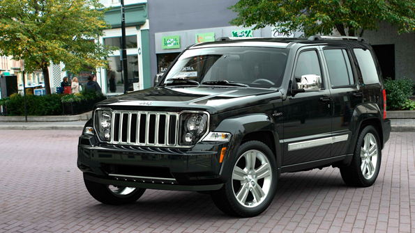 Chrysler Agrees to Recall 27 Million Jeeps