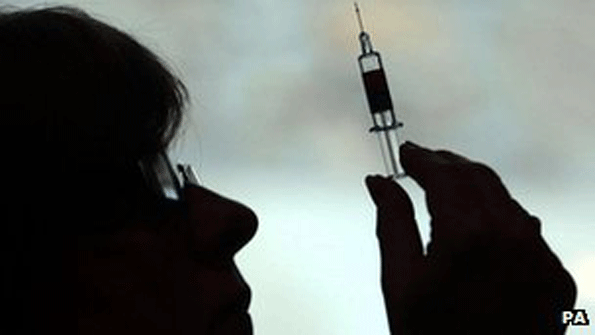 EU Fines Drugs Firms for Delaying Cheap Generics